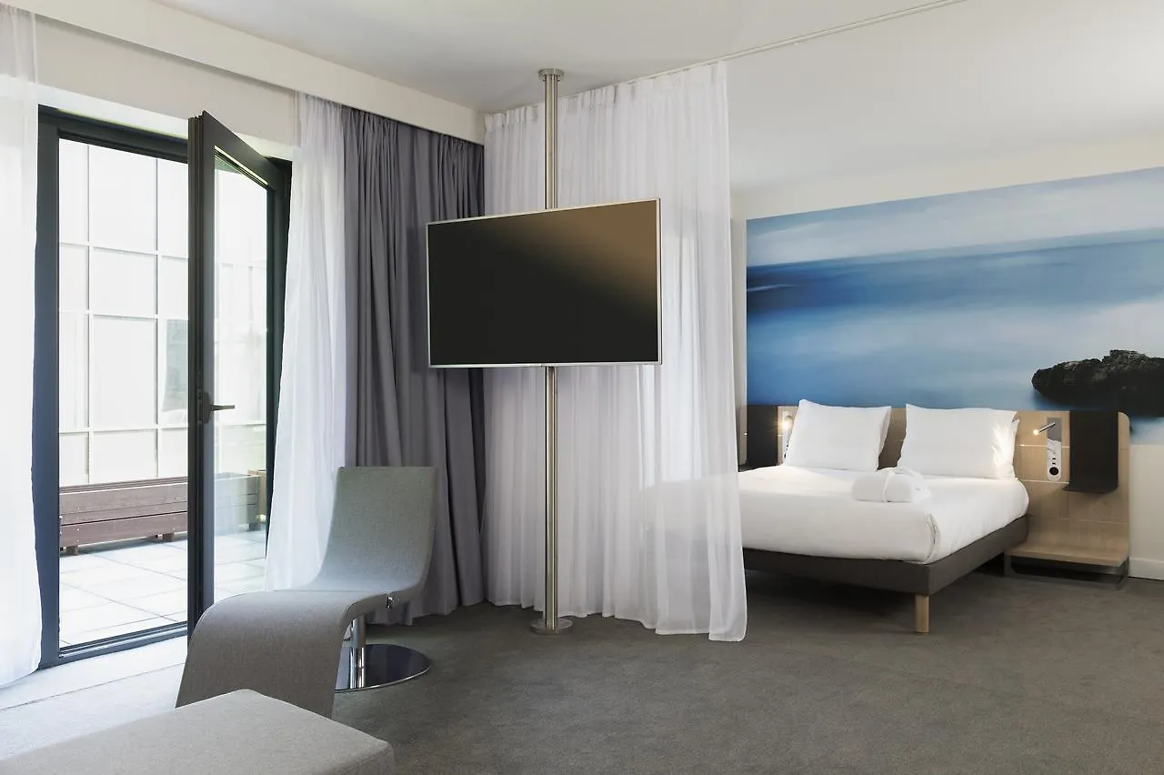 **** Hotel Novotel Charleroi Centre Belgien